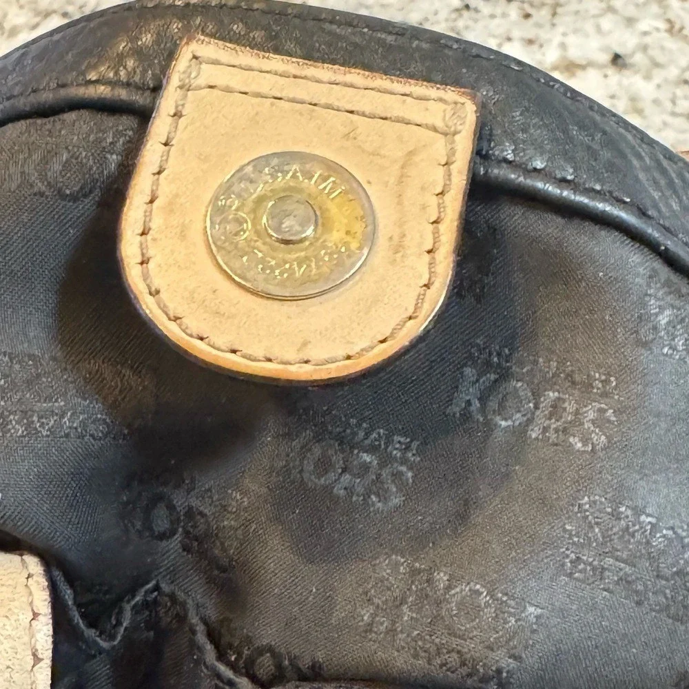 Michael Kors Elegant Black Leather‎ Tote Bag